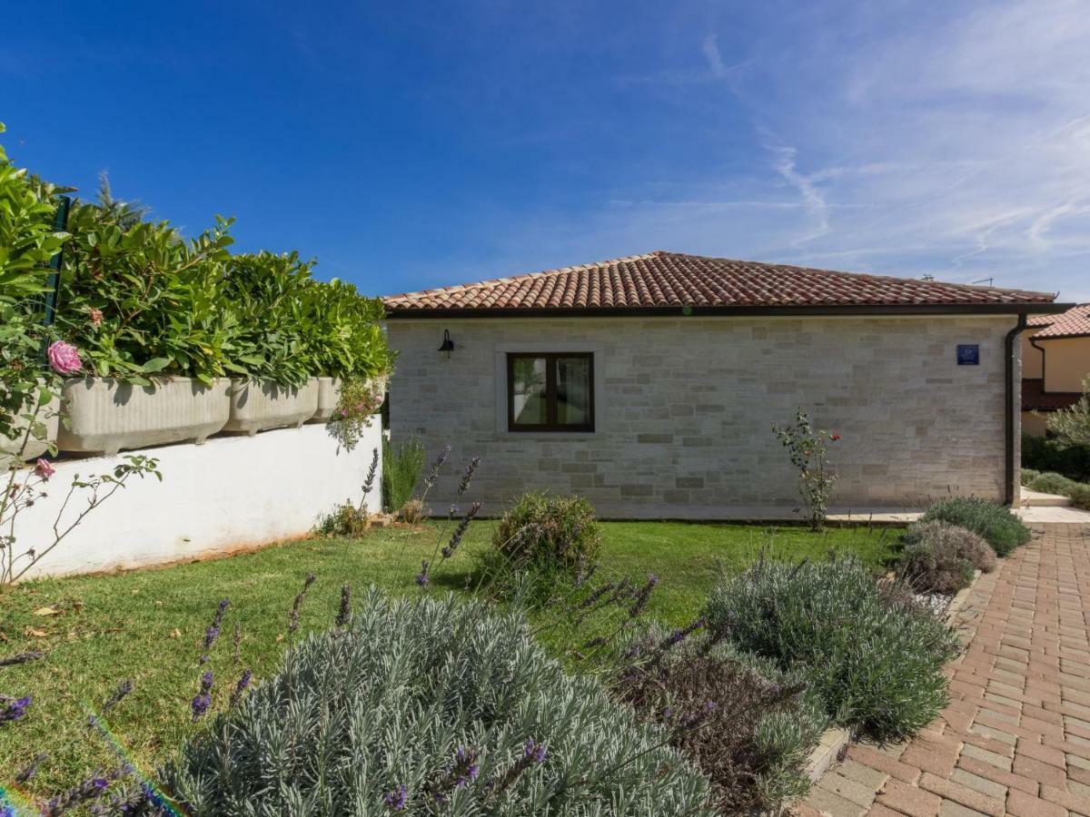 Holiday Home Villa Joy By Interhome Novigrad Istria المظهر الخارجي الصورة