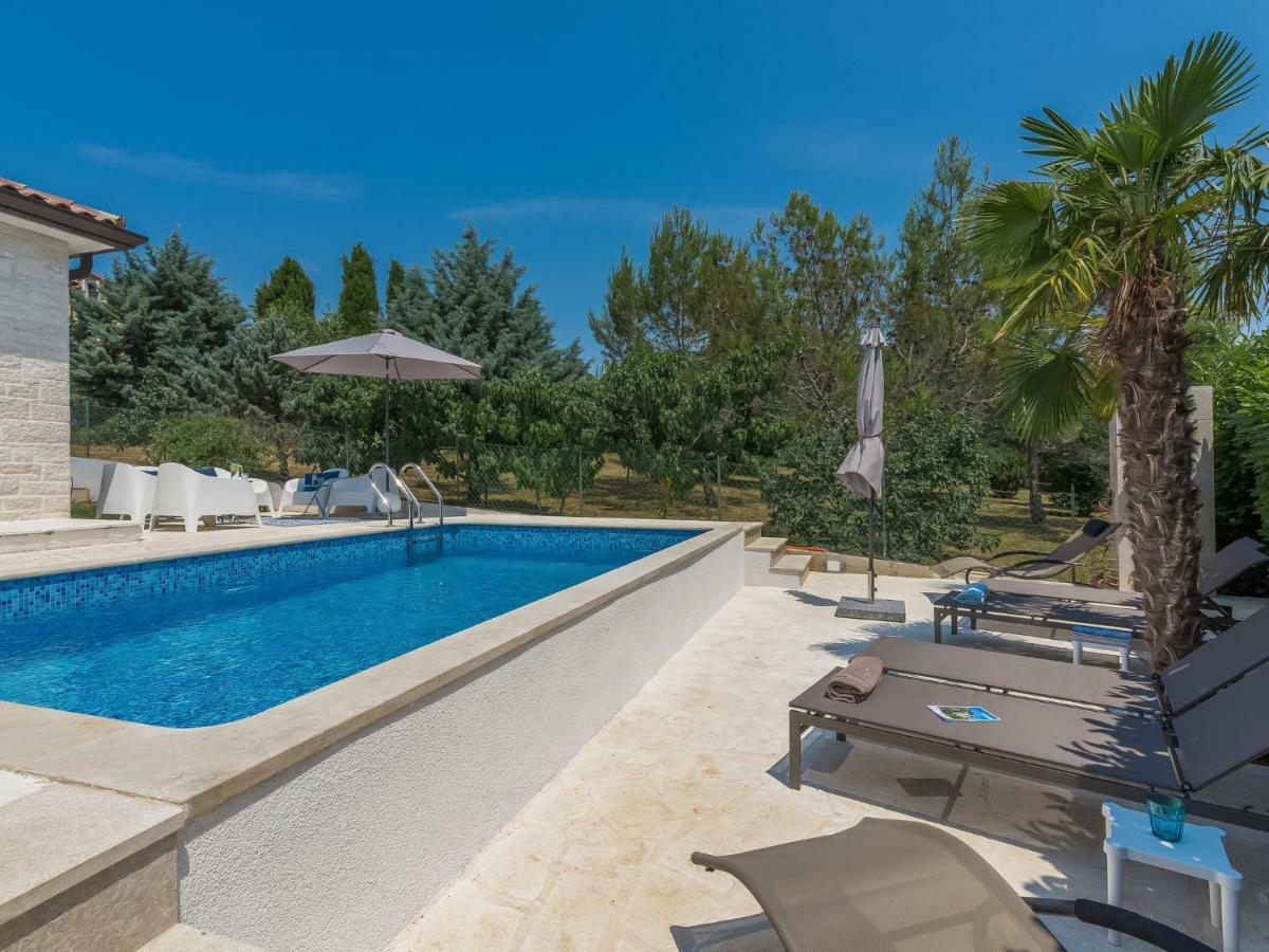 Holiday Home Villa Joy By Interhome Novigrad Istria المظهر الخارجي الصورة