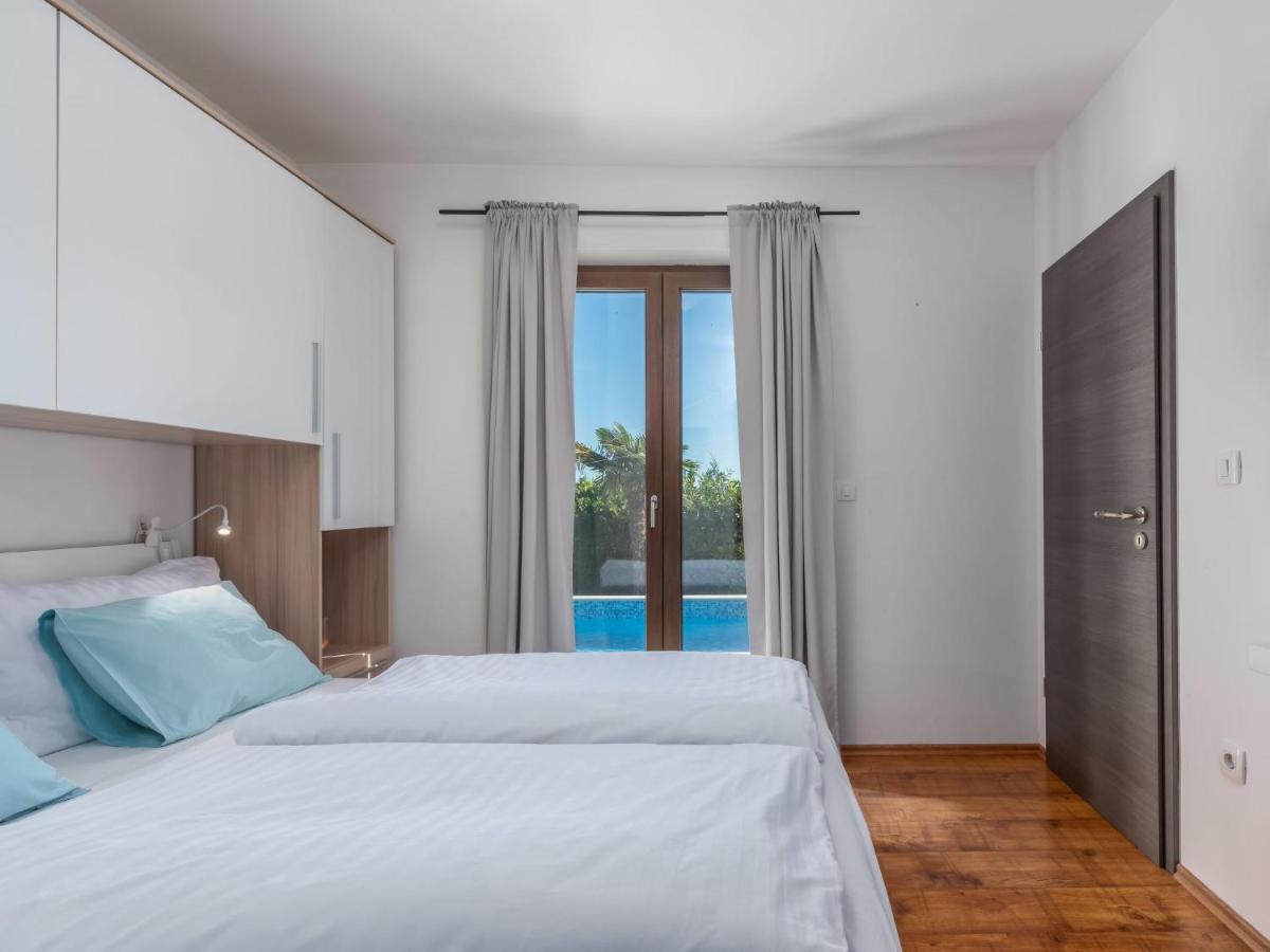 Holiday Home Villa Joy By Interhome Novigrad Istria المظهر الخارجي الصورة